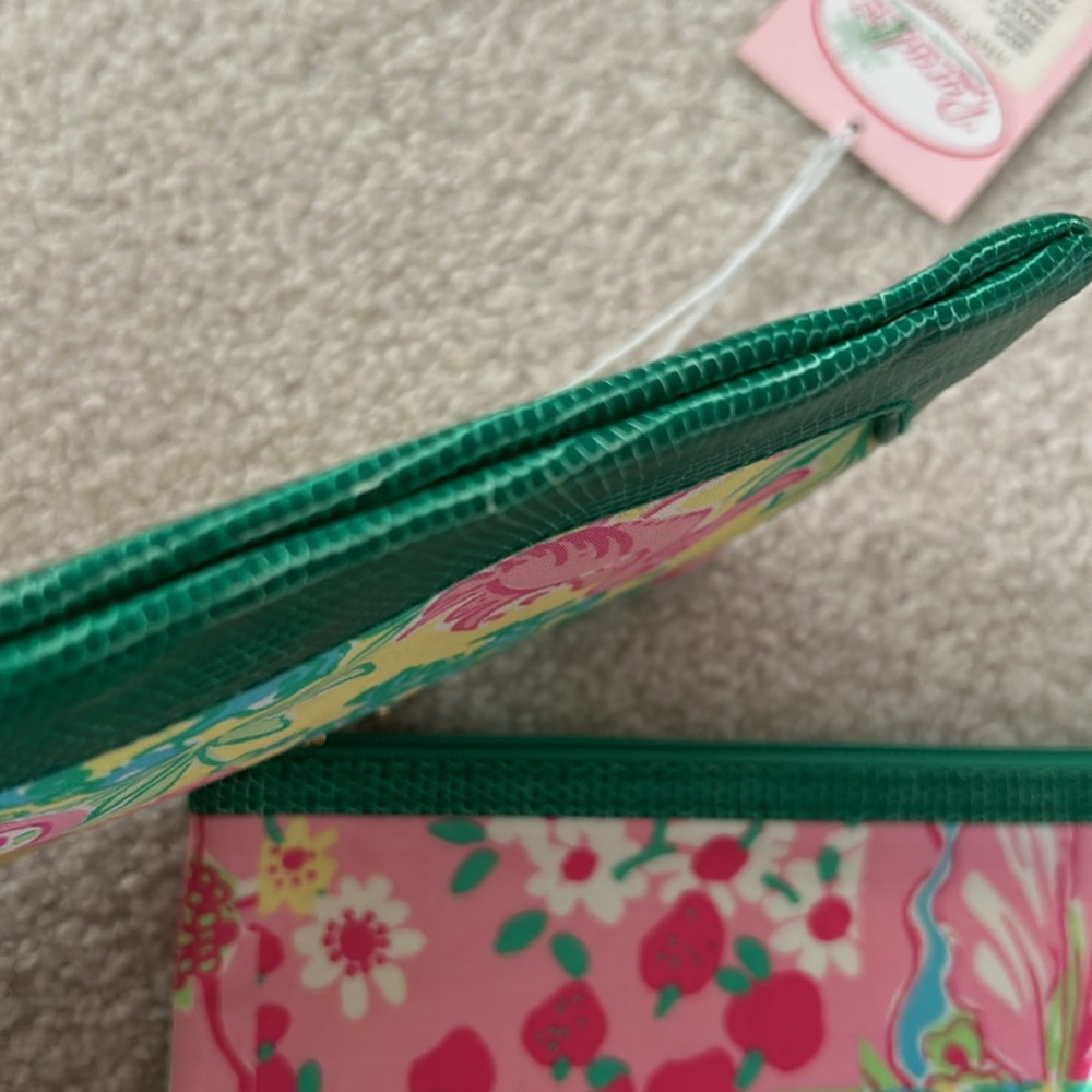 Lilly Pulitzer Business or Pleasure Duo - Picture 15 of 15